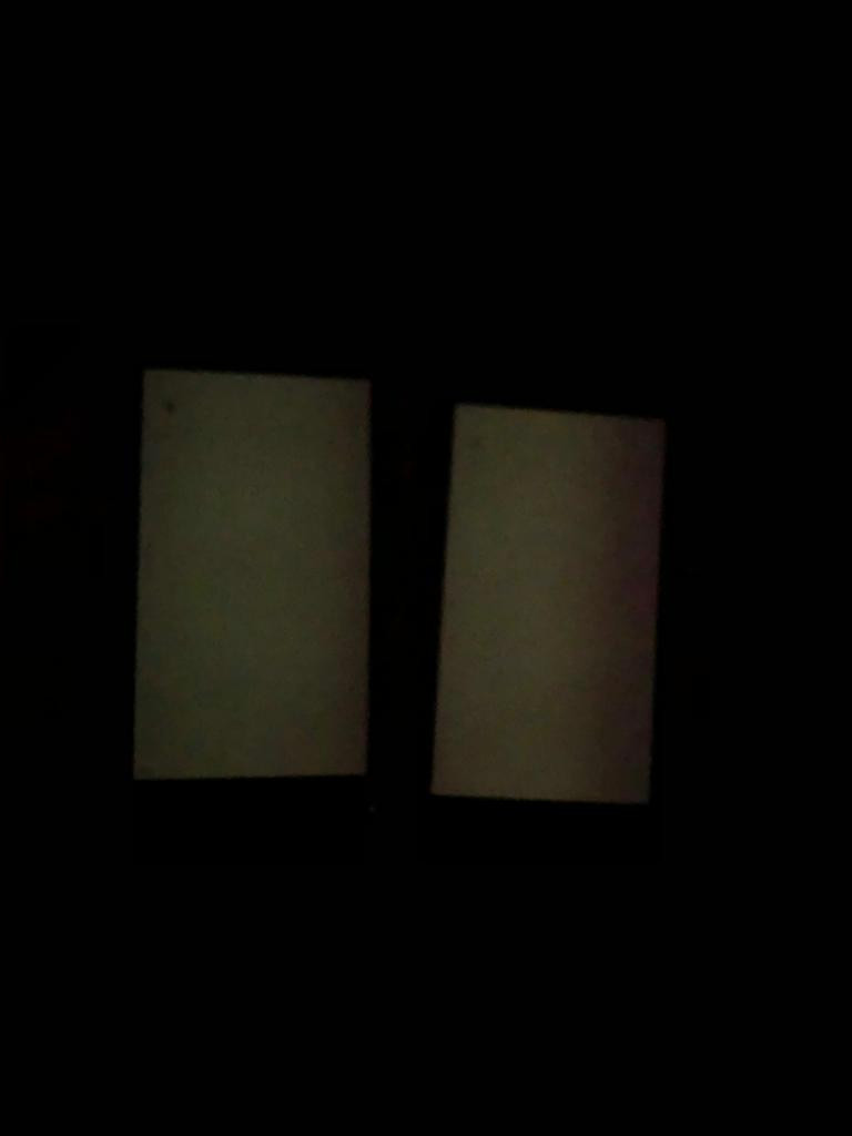 Third iPhone display showing better grey uniformity