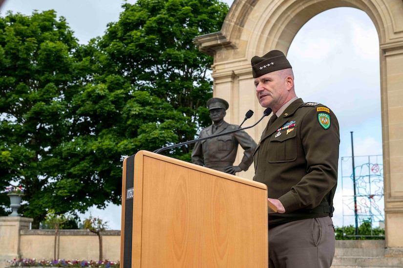 General Christopher Cavoli delivering remarks on NATO's defense strategy.