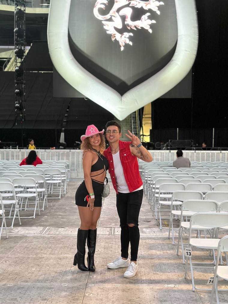 Originally from Colombia, Sayuri Barbosa and Hector del Rio came all the way from Australia.
